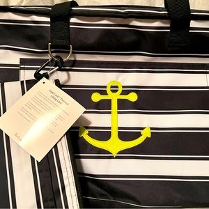 Thirty One , women’s tote, tripped with anchor , insulated !